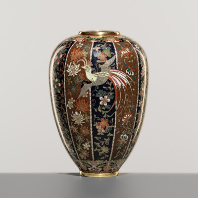 Lot 200 - A FINE CLOISONNÉ ENAMEL VASE WITH HO-O AND CHRYSANTHEMUMS IN THE STYLE OF NAMIKAWA YASUYUKI