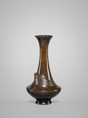 Lot 28 - A LARGE BRONZE VASE WITH A CARP