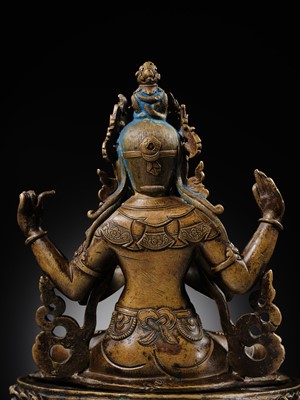 Lot 19 - A COPPER ALLOY FIGURE OF SHADAKSHARI LOKESHVARA, TIBETAN-CHINESE, 15TH CENTURY