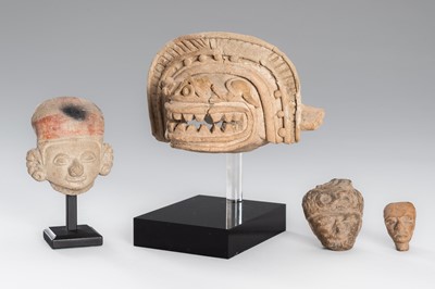 Lot 1389 - A GROUP OF FOUR PRE-COLUMBIAN POTTERY HEADS