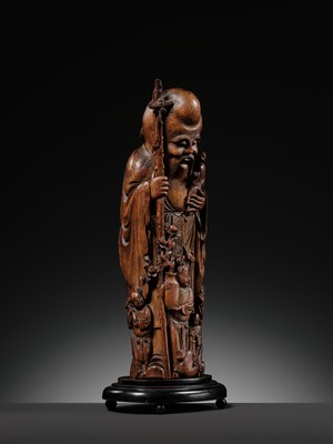 A LARGE BAMBOO FIGURE OF SHOULAO, QING DYNASTY