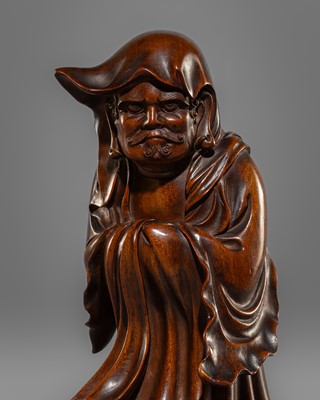 Lot 261 - A CARVED WOOD FIGURE OF DARUMA