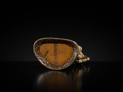 Lot 14 - A PALA-REVIVAL GILT-BRONZE FIGURE OF AVALOKITESHVARA, 18TH CENTURY