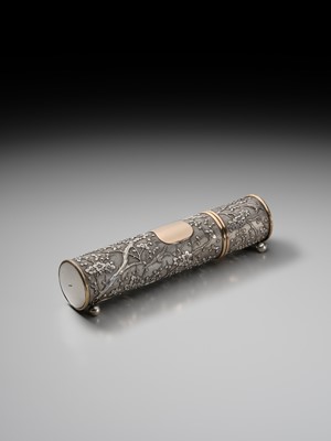 Lot 103 - AN EXPORT SILVER ‘BIRDS AND PRUNUS BLOSSOM’ CIRCULAR BOX AND COVER, CUM SHING, CANTON, CIRCA 1880