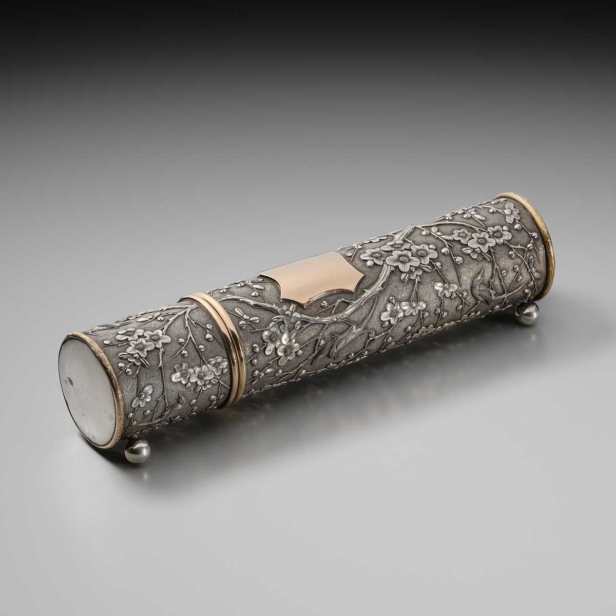 Lot 103 - AN EXPORT SILVER ‘BIRDS AND PRUNUS BLOSSOM’ CIRCULAR BOX AND COVER, CUM SHING, CANTON, CIRCA 1880