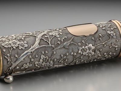 Lot 103 - AN EXPORT SILVER ‘BIRDS AND PRUNUS BLOSSOM’ CIRCULAR BOX AND COVER, CUM SHING, CANTON, CIRCA 1880