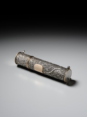 Lot 103 - AN EXPORT SILVER ‘BIRDS AND PRUNUS BLOSSOM’ CIRCULAR BOX AND COVER, CUM SHING, CANTON, CIRCA 1880