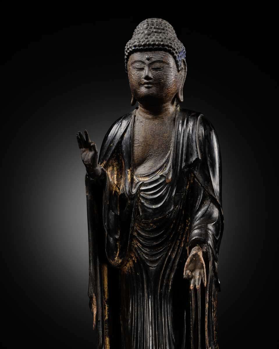 A GILT-LACQUERED WOOD FIGURE OF AMIDA NYORAI, LATE KAMAKURA PERIOD, WITH C14 TEST CONFIRMING THE DATING