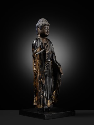 A GILT-LACQUERED WOOD FIGURE OF AMIDA NYORAI, LATE KAMAKURA PERIOD, WITH C14 TEST CONFIRMING THE DATING
