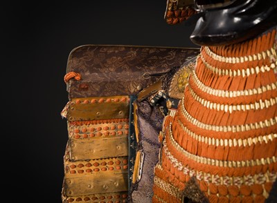 Lot 112 - A FINE GOLD-LACQUERED NUINOBE NIMAI DO GUSOKU (ARMOR) WITH A SUJIBACHI KABUTO AND RESSEI MENPO