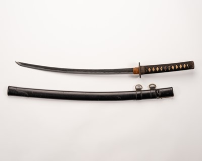 Lot 531 - KANENAGA: A WAKIZASHI IN KOSHIRAE