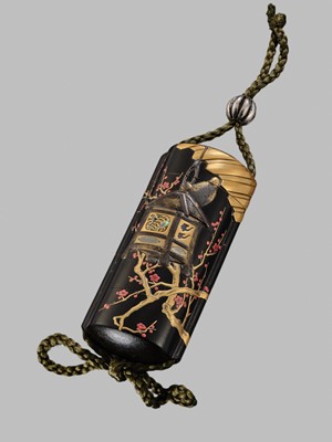 Lot 26 - KOMA KORYU: A FINE FOUR-CASE LACQUER INRO WITH DOVES AT A SHINTO SHRINE