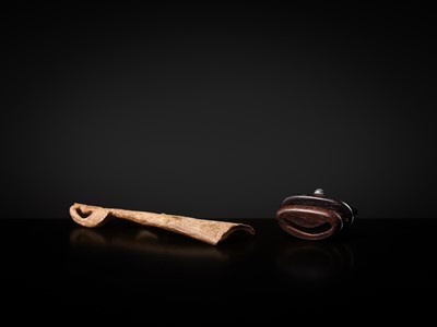 Lot 111 - A RARE MINIATURE BONE FIGURE OF A DANCER, LATE SHANG TO WESTERN ZHOU DYNASTY, CIRCA 1200–771 BC