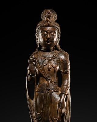Lot 76 - A FINE TANG REVIVAL LIMESTONE FIGURE OF GUANYIN, CIRCA 17TH-18TH CENTURY OR EARLIER