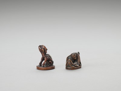 Lot 250 - TWO WOOD NETSUKE OF MYTHICAL BEINGS