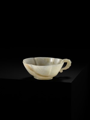 Lot 175 - A SMALL MUGHAL JADE WINE CUP, 17TH-18TH CENTURY