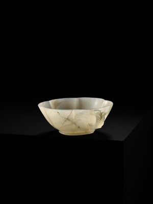 Lot 175 - A SMALL MUGHAL JADE WINE CUP, 17TH-18TH CENTURY