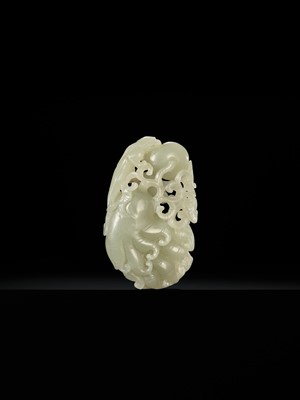 A RETICULATED ‘CHILONG AND FINGER CITRON’ CELADON JADE PENDANT, QING DYNASTY