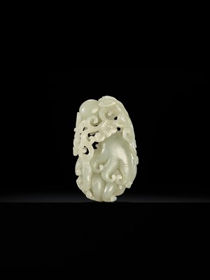 A RETICULATED ‘CHILONG AND FINGER CITRON’ CELADON JADE PENDANT, QING DYNASTY