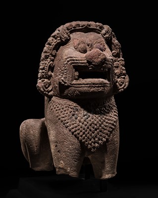 Lot 255 - A FINE SANDSTONE LION, KOH KER STYLE, 10TH CENTURY