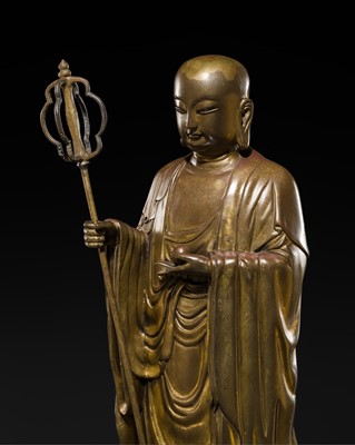 A FINE GILT-BRONZE FIGURE OF KSITIGARBHA (TI TSANG), c. 1900s
