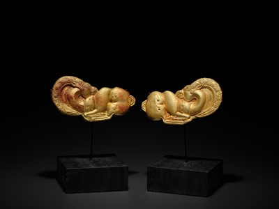Lot 184 - A PAIR OF LARGE GOLD ‘RAM’ ORNAMENTS, EURASIAN STEPPES, CIRCA 3RD-2ND CENTURY BC OR EARLIER