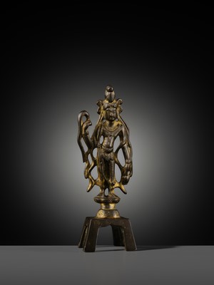 Lot 52 - A GILT-BRONZE FIGURE OF WILLOW GUANYIN, TANG DYNASTY