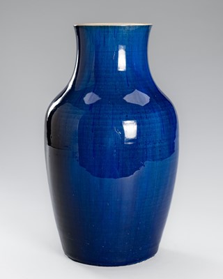 Lot 1185 - A BLUE GLAZED PORCELAIN VASE, LATE QING DYNASTY TO REPUBLIC PERIOD