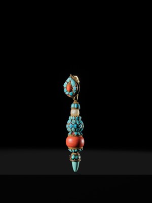 A GOLD, PEARL, TURQUOISE, AND CORAL OFFICIAL'S EARRING, SOCHI, 19TH CENTURY