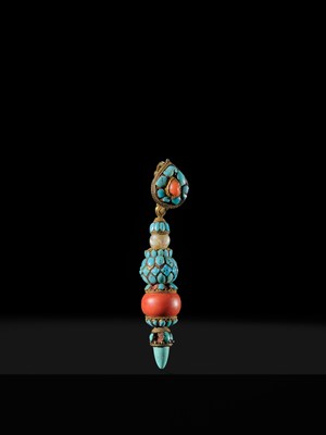 A GOLD, PEARL, TURQUOISE, AND CORAL OFFICIAL'S EARRING, SOCHI, 19TH CENTURY