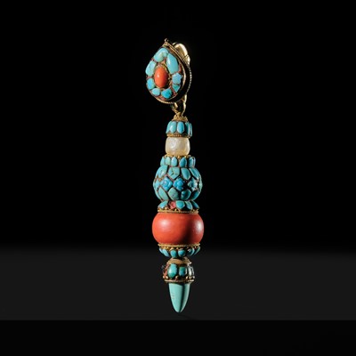 A GOLD, PEARL, TURQUOISE, AND CORAL OFFICIAL'S EARRING, SOCHI, 19TH CENTURY