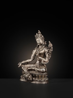 A SILVER FIGURE OF SYAMATARA, QING DYNASTY, 18TH-19TH CENTURY