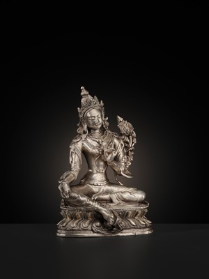 A SILVER FIGURE OF SYAMATARA, QING DYNASTY, 18TH-19TH CENTURY