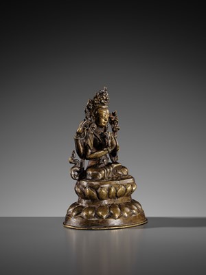 A FINE BRONZE FIGURE OF SHADAKSHARI LOKESHVARA, 17TH-18TH CENTURY