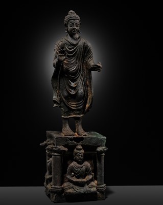 Lot 293 - A RARE BRONZE FIGURE OF THE STANDING BUDDHA, ANCIENT REGION OF GANDHARA, CIRCA 3RD–5TH CENTURY