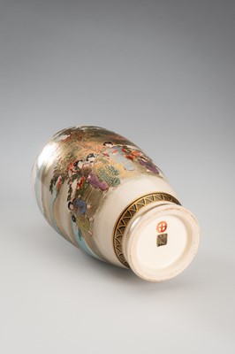 Lot 206 - JUNZAN: A PAIR OF SATSUMA EARTHENWARE VASES WITH COURT LADIES