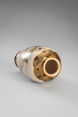 Lot 206 - JUNZAN: A PAIR OF SATSUMA EARTHENWARE VASES WITH COURT LADIES