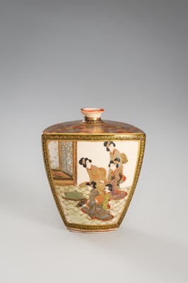 Lot 204 - A PAIR OF SMALL SATSUMA EARTHENWARE VASES