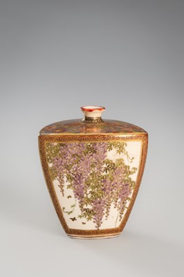 Lot 204 - A PAIR OF SMALL SATSUMA EARTHENWARE VASES