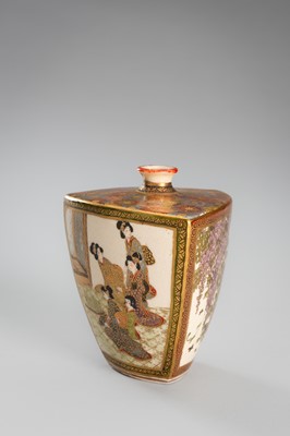 Lot 204 - A PAIR OF SMALL SATSUMA EARTHENWARE VASES