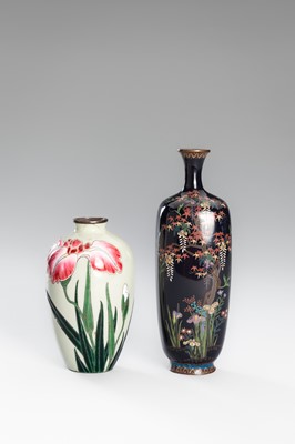 Lot 1548 - A LOT WITH TWO CLOISONNÉ ‘FLORAL’ VASES