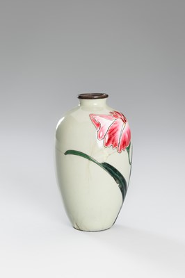 Lot 1548 - A LOT WITH TWO CLOISONNÉ ‘FLORAL’ VASES