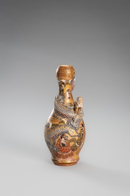 Lot 1570 - A GROUP LOT WITH TWO SIGNED SATSUMA EARTHENWARE VASES