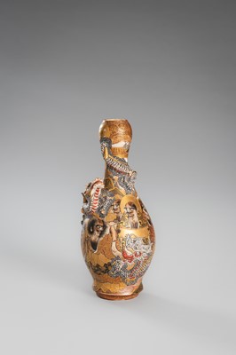 Lot 1570 - A GROUP LOT WITH TWO SIGNED SATSUMA EARTHENWARE VASES