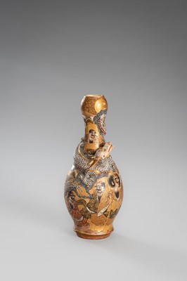 Lot 1570 - A GROUP LOT WITH TWO SIGNED SATSUMA EARTHENWARE VASES