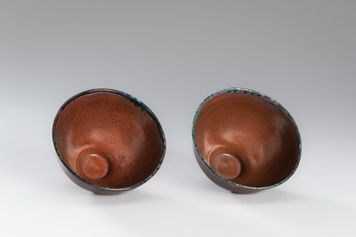 Lot 187 - A LOT WITH THREE CERAMIC BOWLS