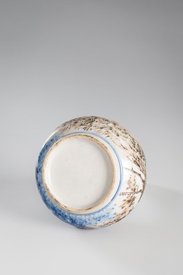 Lot 1577 - A GROUP LOT WITH AN IMARI AND A HIZEN TOKKURI BOTTLE VASES