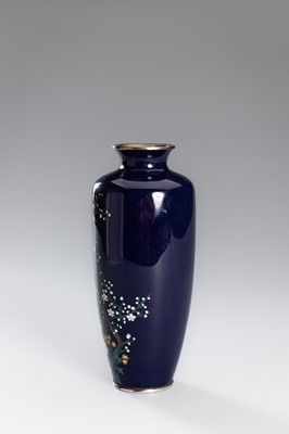 Lot 165 - A MIDNIGHT-BLUE CLOISONNÉ VASE WITH SPARROWS AND SAKURA BLOSSOMS
