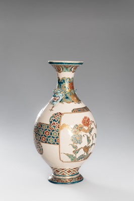 Lot 202 - TAKATSU: A SIGNED SATSUMA EARTHENWARE VASE WITH CHRYSANTEMUMS AND PEONIES