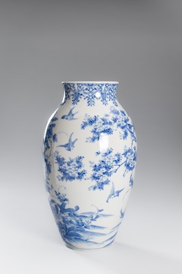 Lot 1586 - A BLUE AND WHITE PORCELAIN ‘BIRDS AND FLOWERS’ VASE